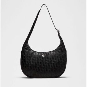 Lululemon City Essentials Shoulder Bag 4L – L Monogram Jacquard Black